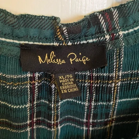 Melissa Paige flowy green plaid top size XL with ruching - Picture 2 of 6